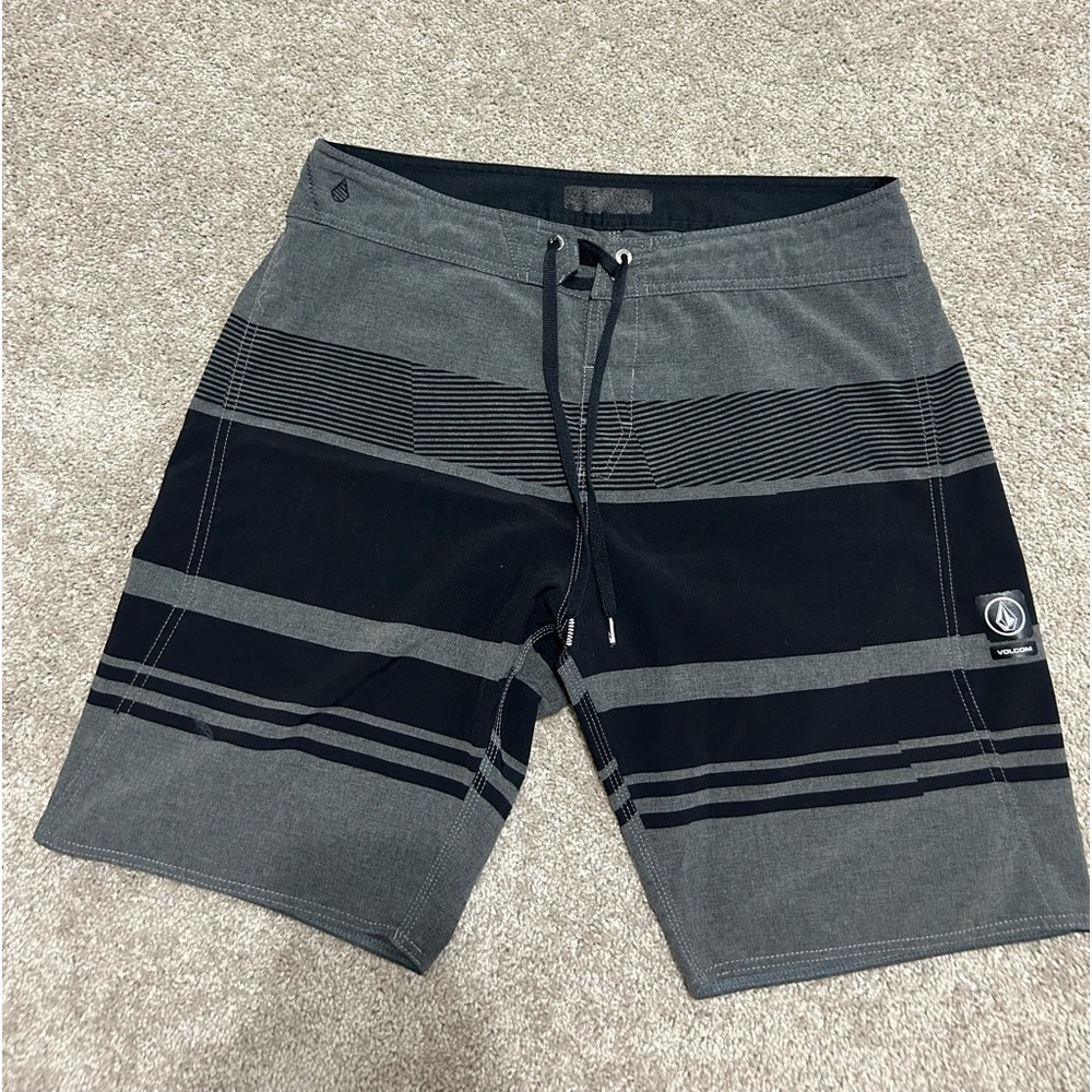 Volcum board shorts